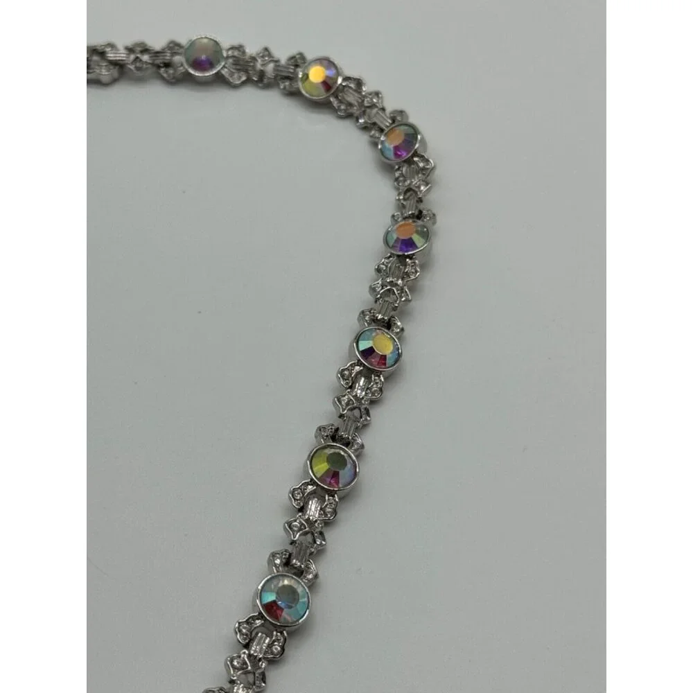 Nolan Miller Glamour Collection Roxanne AB‎ Rhinestone Silver Tone Necklace